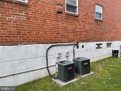 3322 Primrose Rd, Philadelphia, PA 19114 - photo 2