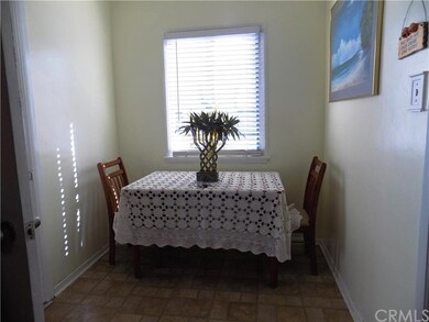 6060 Bonfair Ave, Lakewood, CA 90712 - photo 7