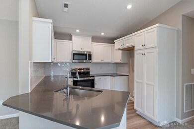 413 Bethpage Way unit 7-300, Turtle Creek Township, OH 45036 - photo 6