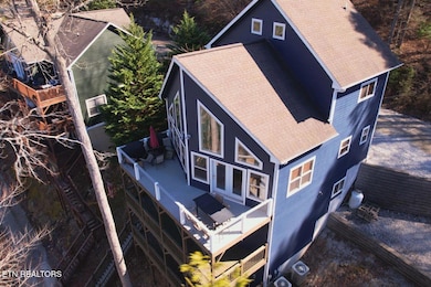 Blue Moon Lakeside Estates