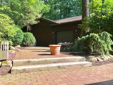 541 Oak Hill Rd, Emmaus, PA 18049 - photo 7