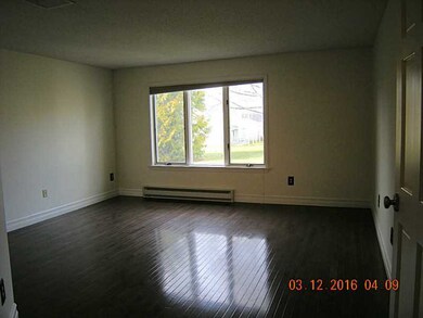 Master Bedroom. Walk in closet