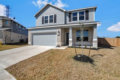 256 Eagleville Dr, Alvin, TX 77511 - photo 2