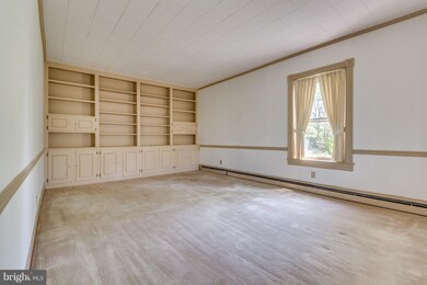 895 Summit Point Rd, Summit Point, WV 25446 - photo 4