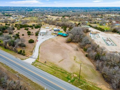751 Azle Hwy, Weatherford, TX 76085 - photo 2