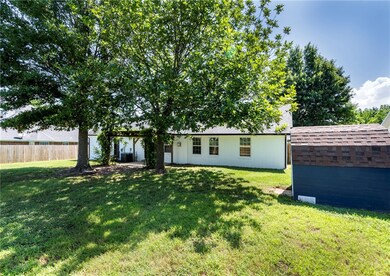 104 NW Apple Blossom, Bentonville, AR 72712 - photo 6