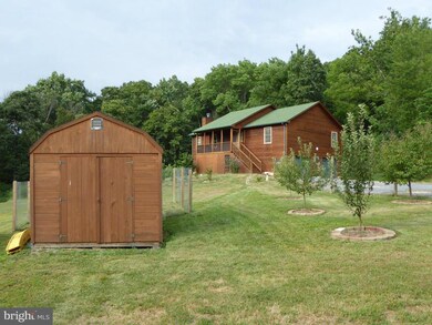 765 Timberland Manor Dr, Bentonville, VA 22610 - photo 5