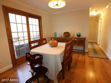 121 Kingsley Rd SW, Vienna, VA 22180 - photo 6