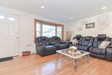 14 Pine View, Millis, MA 02054 - photo 5