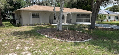 7251 Mcginnes Ct, Spring Hill, FL 34613 - photo 2