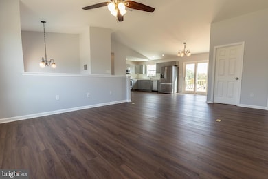 1875 Giles Mill Rd, Bunker Hill, WV 25413 - photo 2