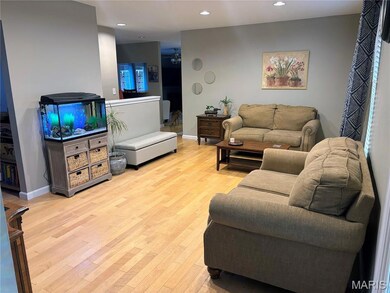 3967 Summerview Dr, Saint Charles, MO 63304 - photo 5