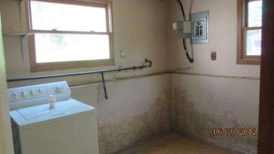 156 Sioux Ave, Carpentersville, IL 60110 - photo 5