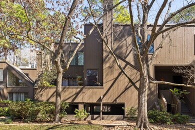 119 Litchfield Ln, Houston, TX 77024 - photo 2