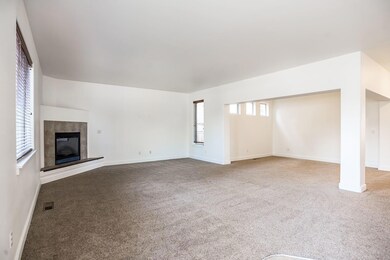 61280 Bronze Meadow Ln, Bend, OR 97702 - photo 5