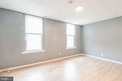 525 527 Penn St unit 2D, Camden, NJ 08102 - photo 6