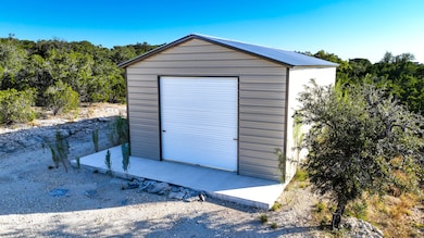 1211 New Northrup Rd, Pipe Creek, TX 78063 - photo 4