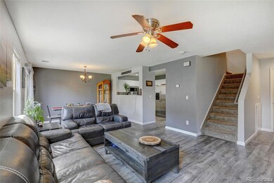5425 S Picadilly Ct, Aurora, CO 80015 - photo 3