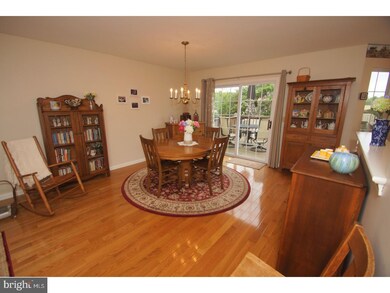 482 Berkshire Dr, Souderton, PA 18964 - photo 5