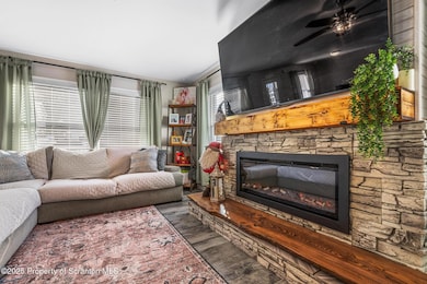 176 Poplar St, Archbald, PA 18403 - photo 7