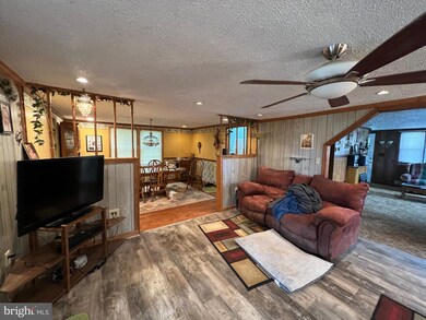 30 Foggy Bottom, Berkeley Springs, WV 25411 - photo 7