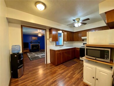 2303 SE 8th Ct, Des Moines, IA 50315 - photo 6