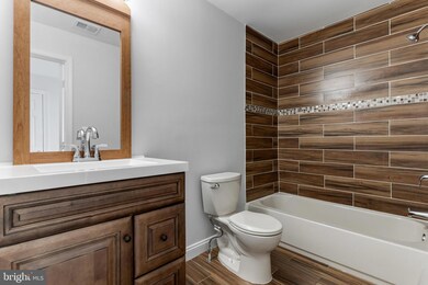 18592 Kerill Rd, Triangle, VA 22172 - photo 3