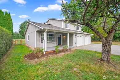 709 E 3rd St, Nooksack, WA 98247 - photo 2