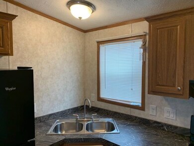 75 S Policy St unit 12, Salem, NH 03079 - photo 5