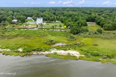 9413 Seacliff Blvd, Ocean Springs, MS 39564 - photo 2