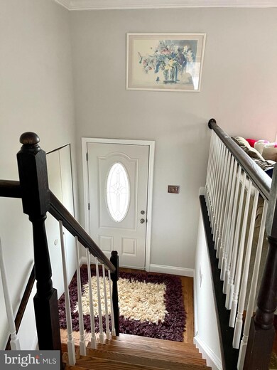 18905 Abbotsford Cir, Germantown, MD 20876 - photo 3