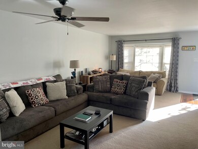 1004 Coventry Pointe Ln unit 104, Pottstown, PA 19465 - photo 5