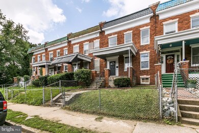 306 Lyndhurst St, Baltimore, MD 21229 - photo 4