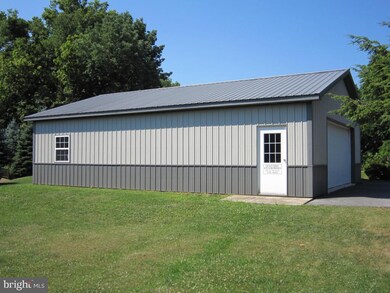 225 E Fulton St, Ephrata, PA 17522 - photo 5