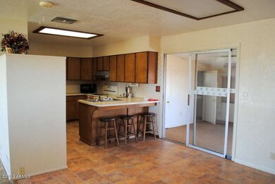 EAT IN KITCHEN AREA