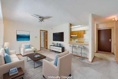 4145 Karl Rd Columbus OH 43224-large-015