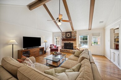 13611 Butterfly Ln, Houston, TX 77079 - photo 5