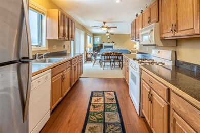 16 Rocky Point Rd, Wilton, NH 03264 - photo 3