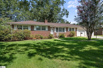 1015 Fairfield Dr, Anderson, SC 29621 - photo 3