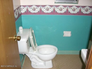 5014 Chadroe Rd, Jacksonville, FL 32210 - photo 7