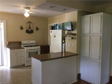 Kitchen from Dining Room, Appliances to Stay!