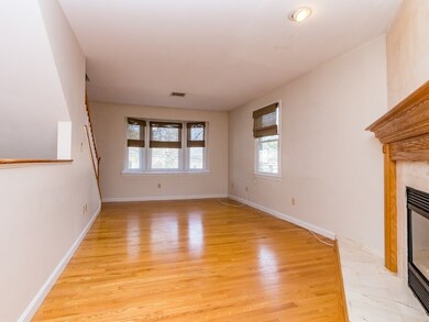 20 Nonantum St unit A, Brighton, MA 02135 - photo 4
