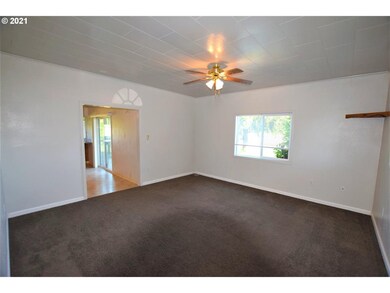 6349 Oregon 211, Hubbard, OR 97032 - photo 5