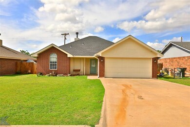 3918 Karen Dr, Abilene, TX 79606 - photo 2