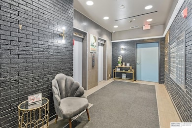 312 S 16th St unit 302, Omaha, NE 68102 - photo 5