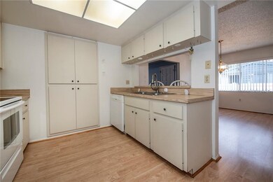 Pass through kitchen - dining area