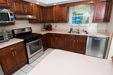 Kitchen 1339 Venetia Road