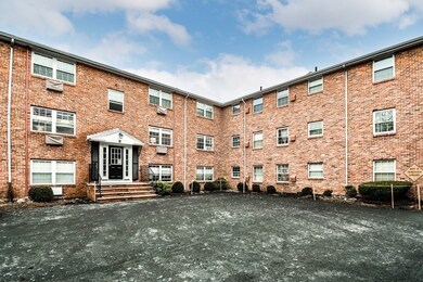 8 Colonial Village Dr unit 12, Arlington, MA 02474 - photo 2