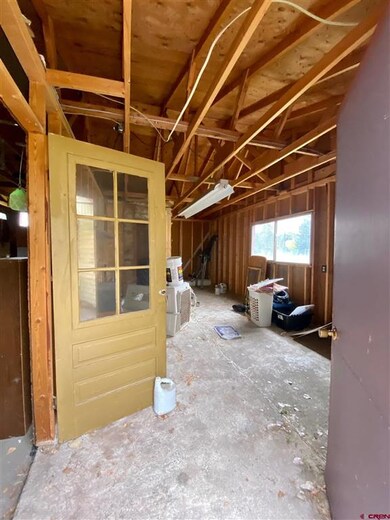 145 1/2 NE 4th St, Cedaredge, CO 81413 - photo 6