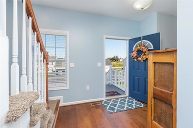 904 Waterton St, Staunton, VA 24401 - photo 3